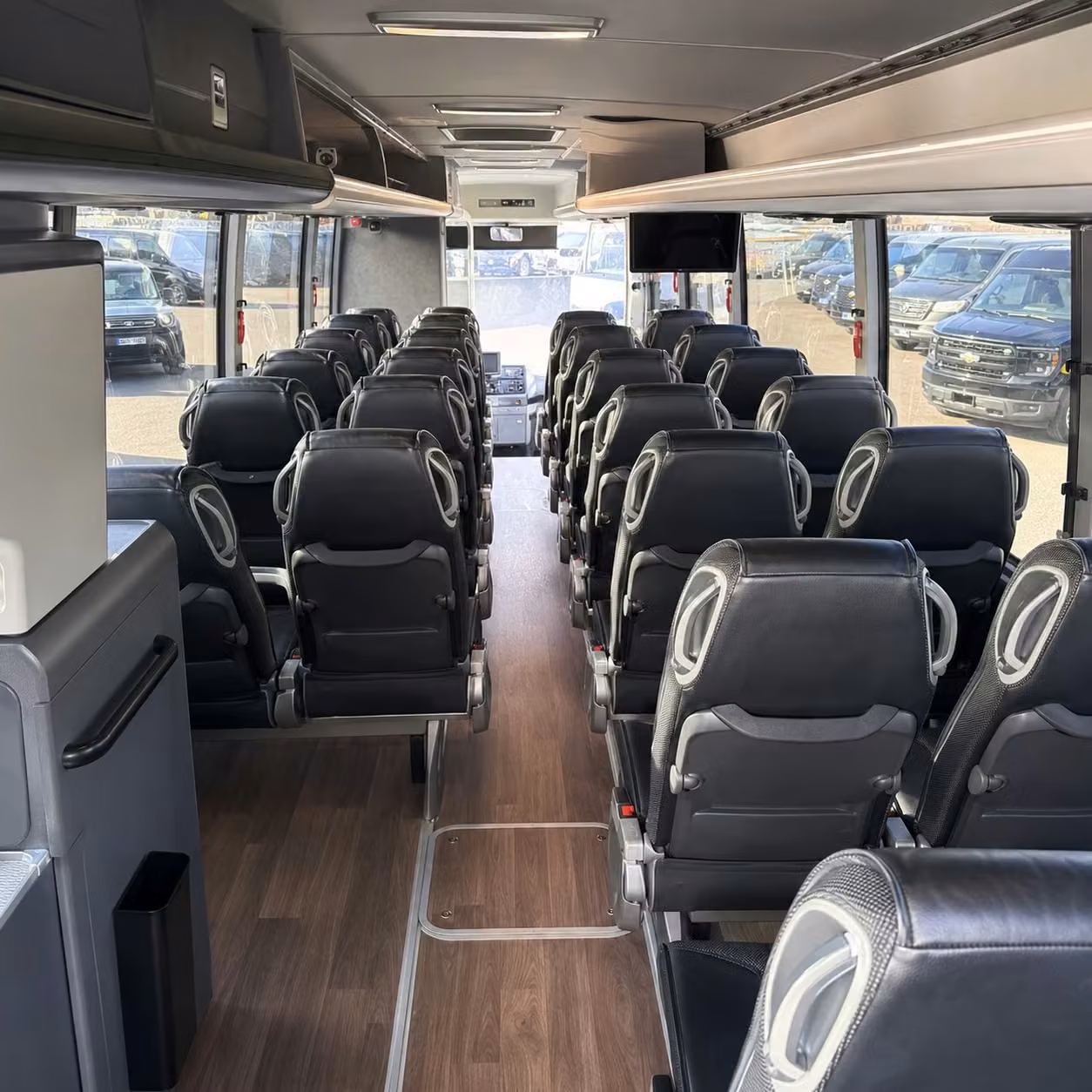 charter bus rentals for topeka weddings
