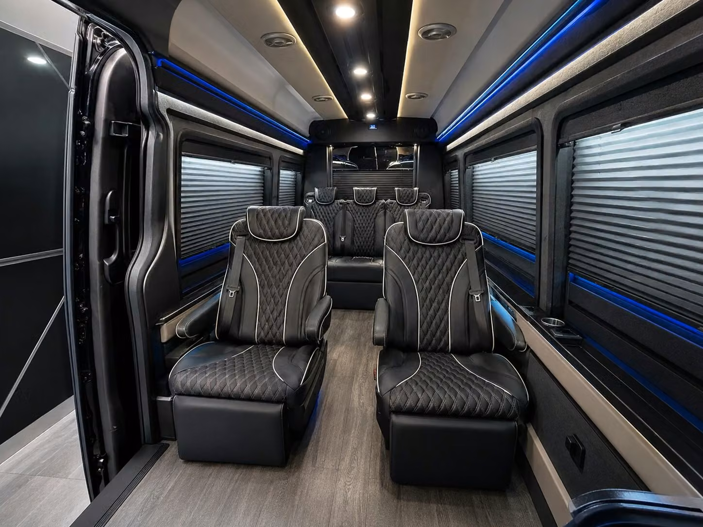 finding group transportation to topeka regional airport has never been simpler