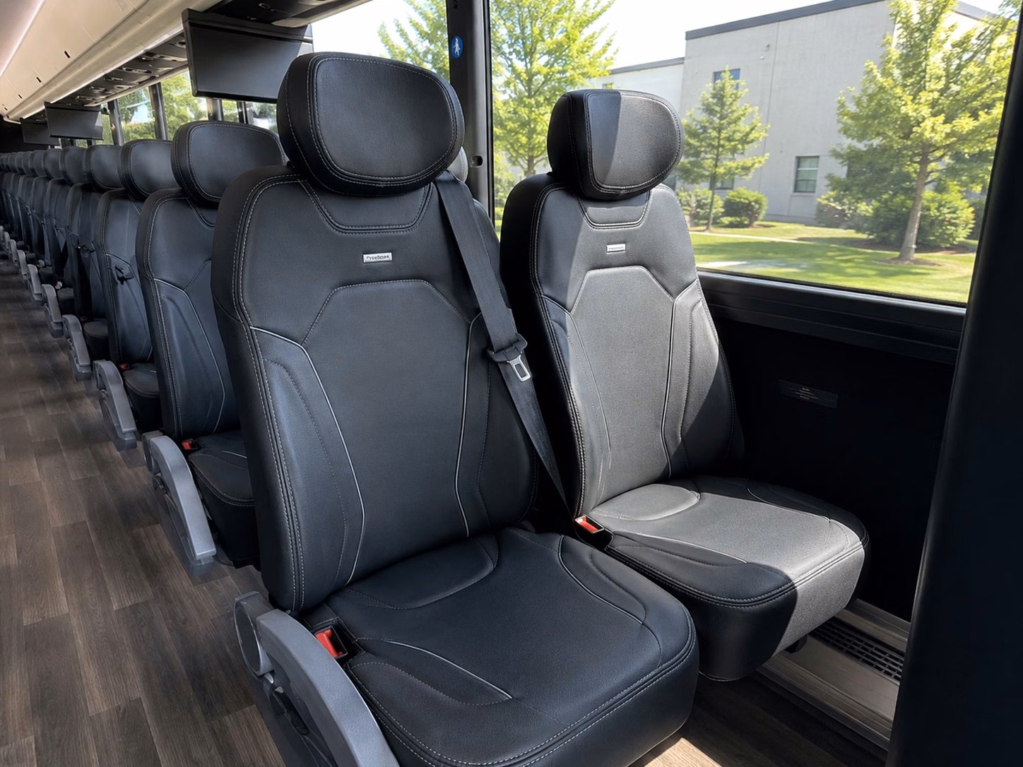 shuttle guests between topeka wedding venues without the parking headache